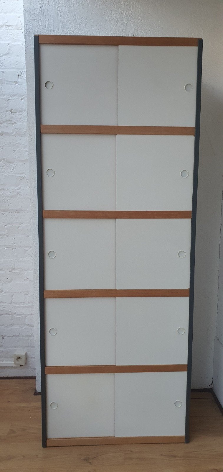 Armoire Kwelox. Lire la description svp, Enlèvement
