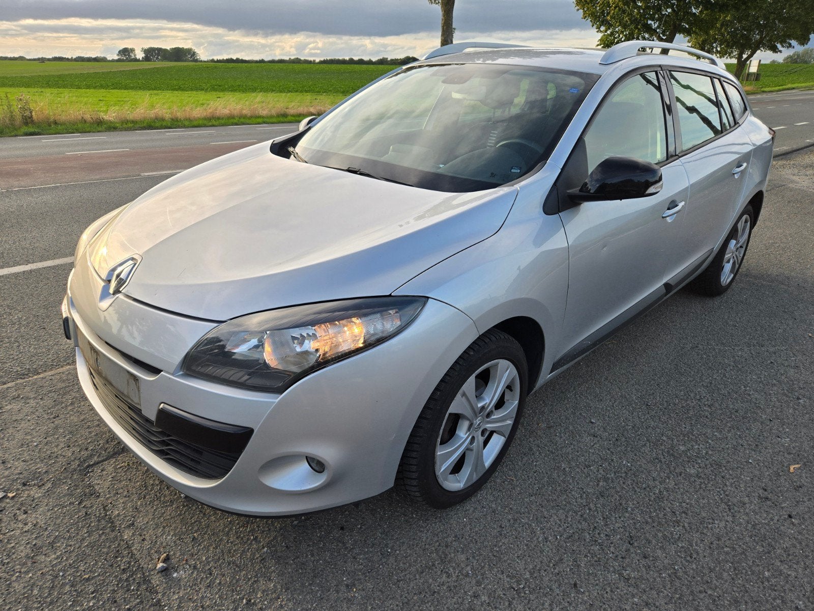 Renault Megane Break 15dci Gps, Achat, Boîte manuelle, 5 portes, Tissu