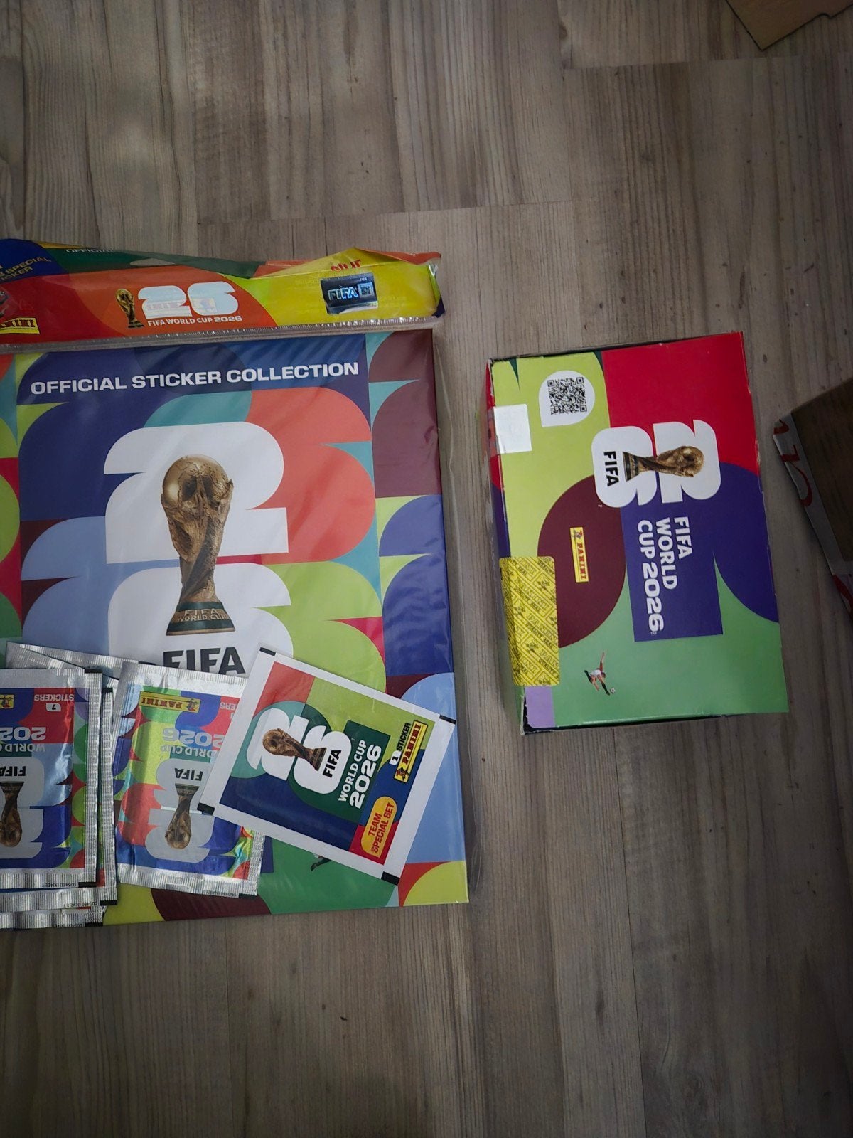 Panini, couverture rigide, coupe du monde 2026 + boîte (100), Envoi, Autocollant