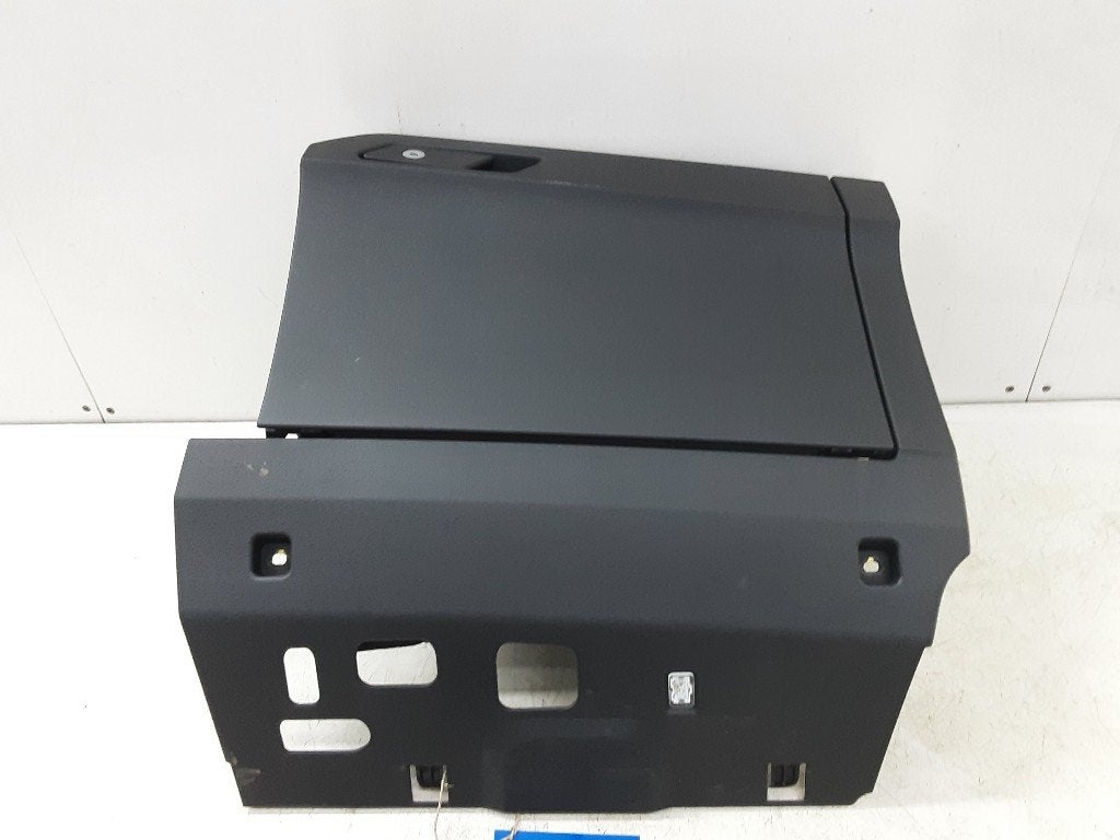 OPBERGVAK Audi Q3 Sportback (F3N) (83B857035A), Info@audi.de, Audi, Audi AG, Gebruikt