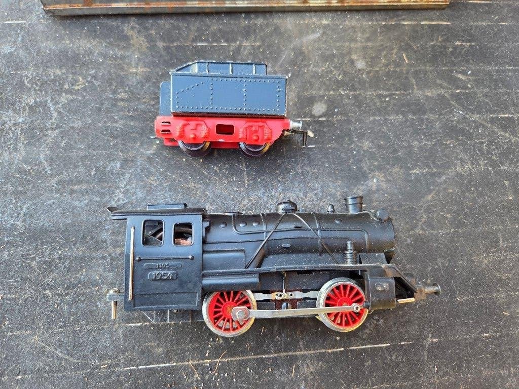 LOCOMOTIVE FLEISCHMANN 1305 AVE, Enlèvement ou Envoi, Fleischmann, Comme neuf, Courant continu