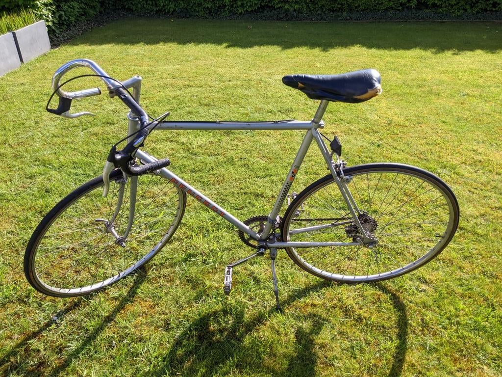 Koersfiets vintage Peugeot, Ophalen