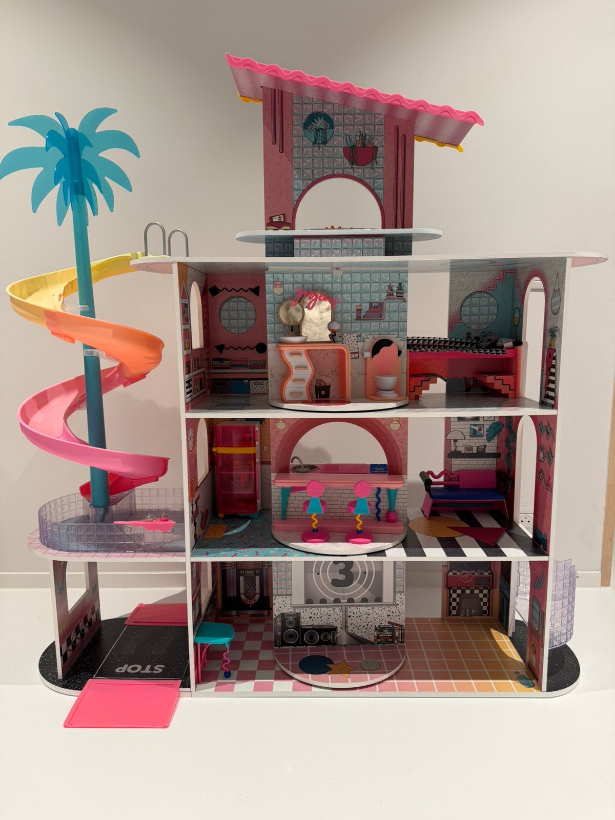 L.O.L. Surprise! OMG Huis Vol Verrassingen - Poppenhuis, Ophalen, Zo goed als nieuw, Poppenhuis
