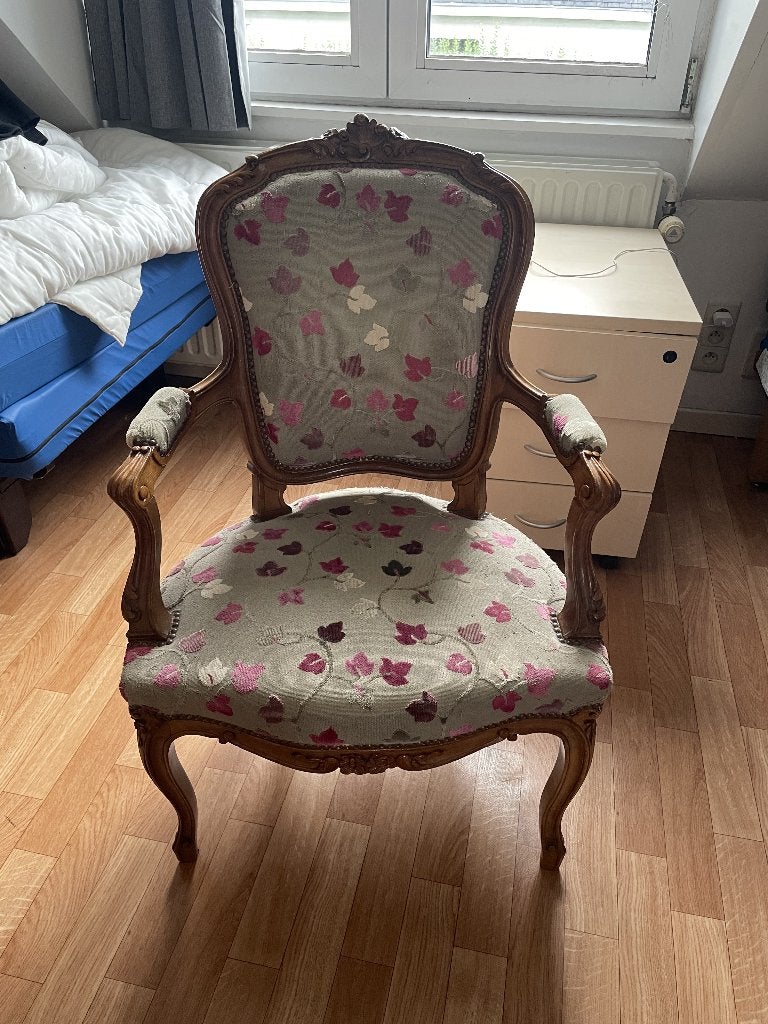 fauteuil Louis XVI, Ophalen