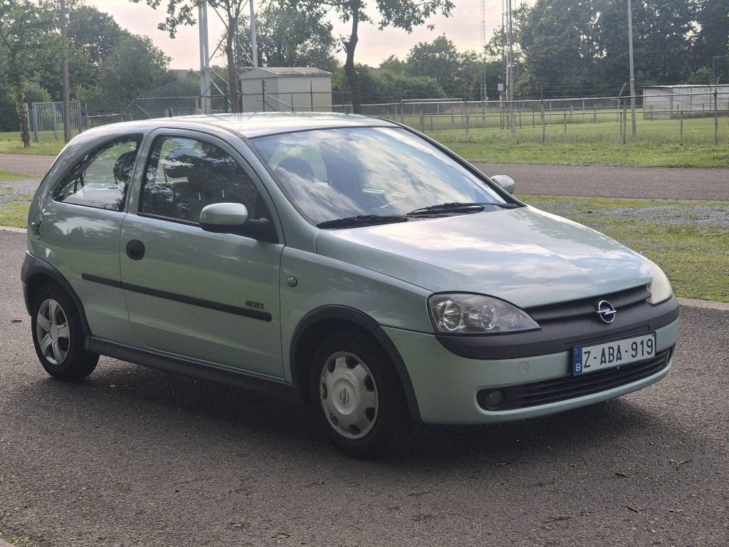 Opel Corsa C Elegance edition - 1.2i - 2002 - 151d km - AC, Auto's, Voorwielaandrijving, Stof, Airbags, Corsa