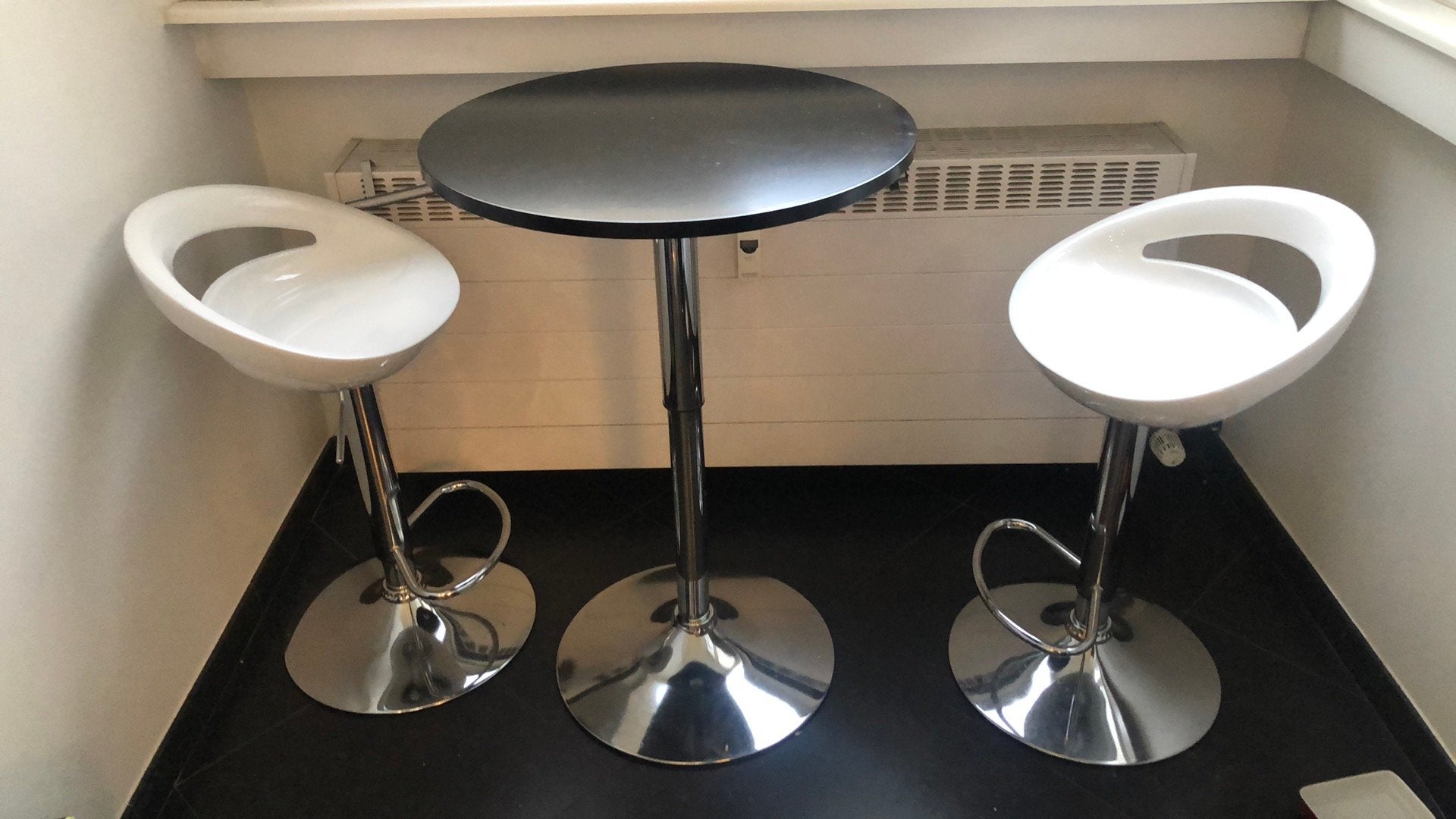 Ontbijttafel met stoelen - verstelbaar, Ophalen, In hoogte verstelbaar, Zo goed als nieuw