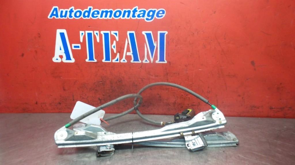 RAAMMECHANIEK RECHTS VOOR Ford Focus 1 (01-1998/11-2004), Gebruikt, Ford