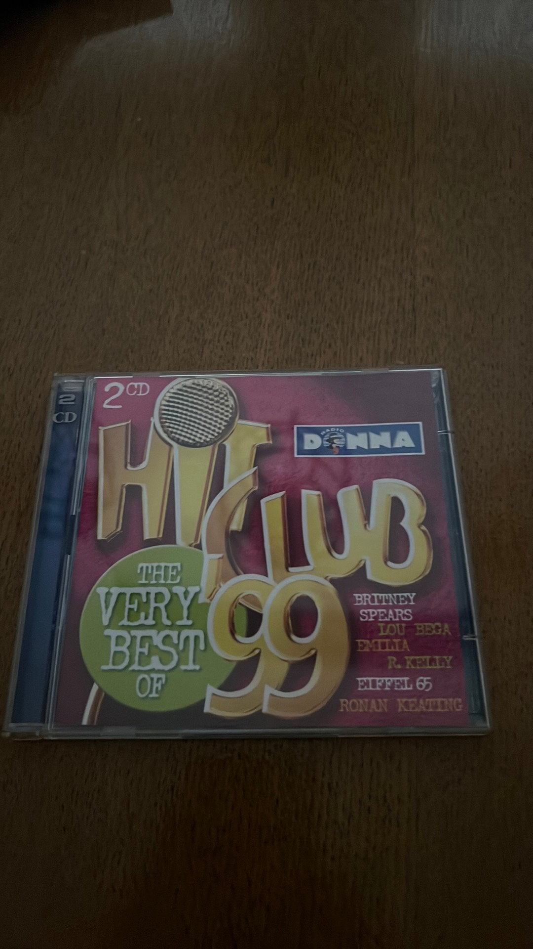 Hit club 99 cd, Comme neuf, Enlèvement, Pop, Comprend un livret