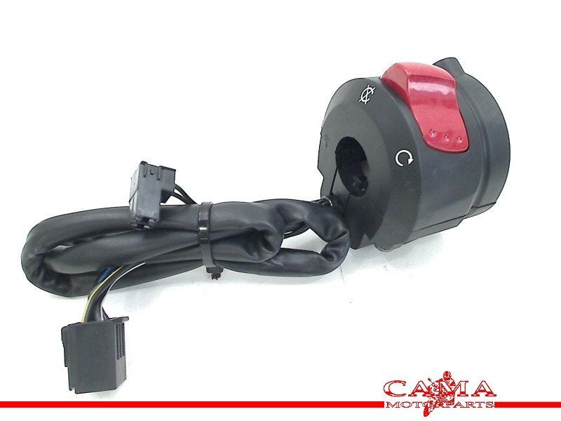 STUURSCHAKELAAR RECHTS Suzuki SV 650 2019-2020 (SV650 CX12), Motoren, Dhr. S. di Majo, Gebruikt, Info@cama-motorparts.nl, P.J. Troelstraweg 8 8
3144 CX  MAASSLUIS, NL