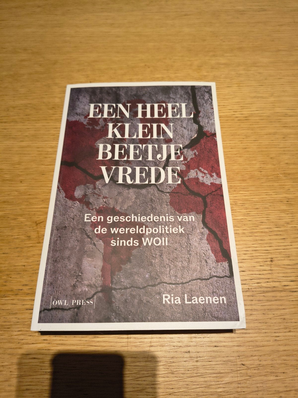 Ria Laenen - Een heel klein beetje vrede, Boeken, Ophalen of Verzenden, Ria Laenen