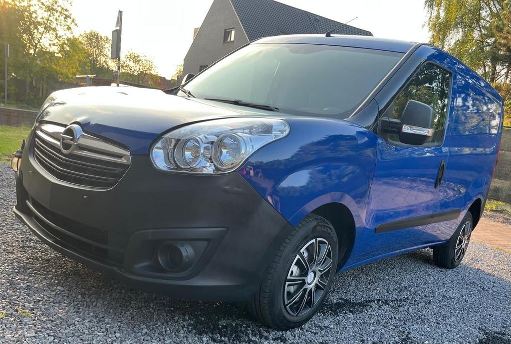 OPEL COMBO 1.3 DIESEL LEZOK EURO 6, Autos, Achat, Euro 6, Diesel, Particulier