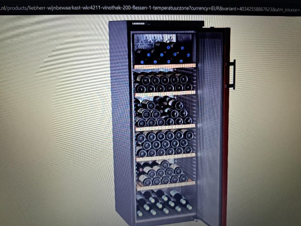 ARMOIRE DE RANGEMENT A VIN LIEBHERR WKr 4211, Electroménager, Enlèvement, Comme neuf