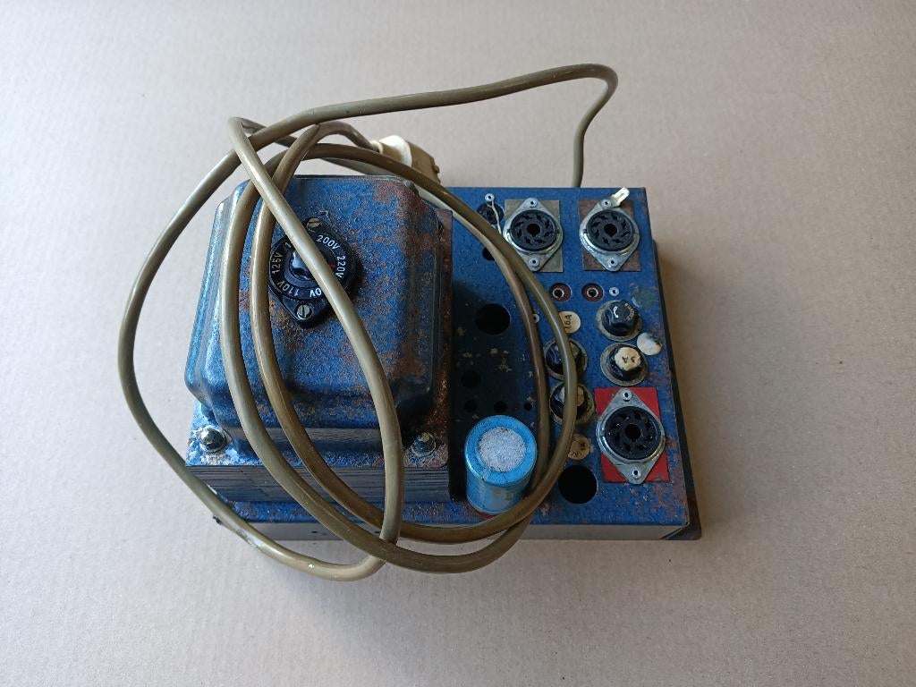 Voeding jupiter 100K (1971) jukebox, Collections, Machines | Jukebox, Envoi