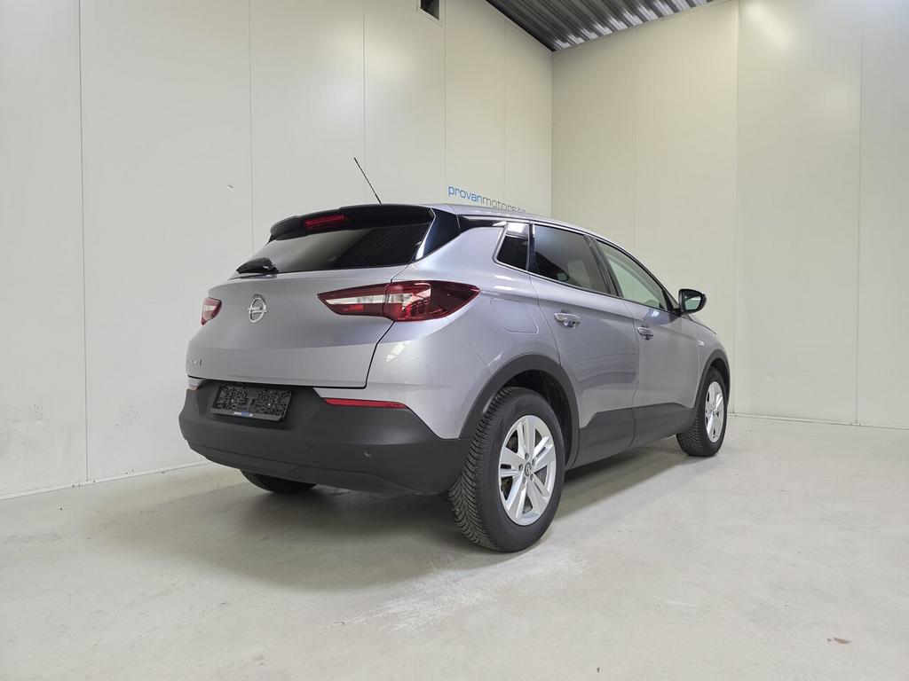 Opel Grandland x 1.2 Benzine Autom. - Apple CarPlay - Topst, 4 deurs, 1199 cc, 0 kg, 3 cilinders