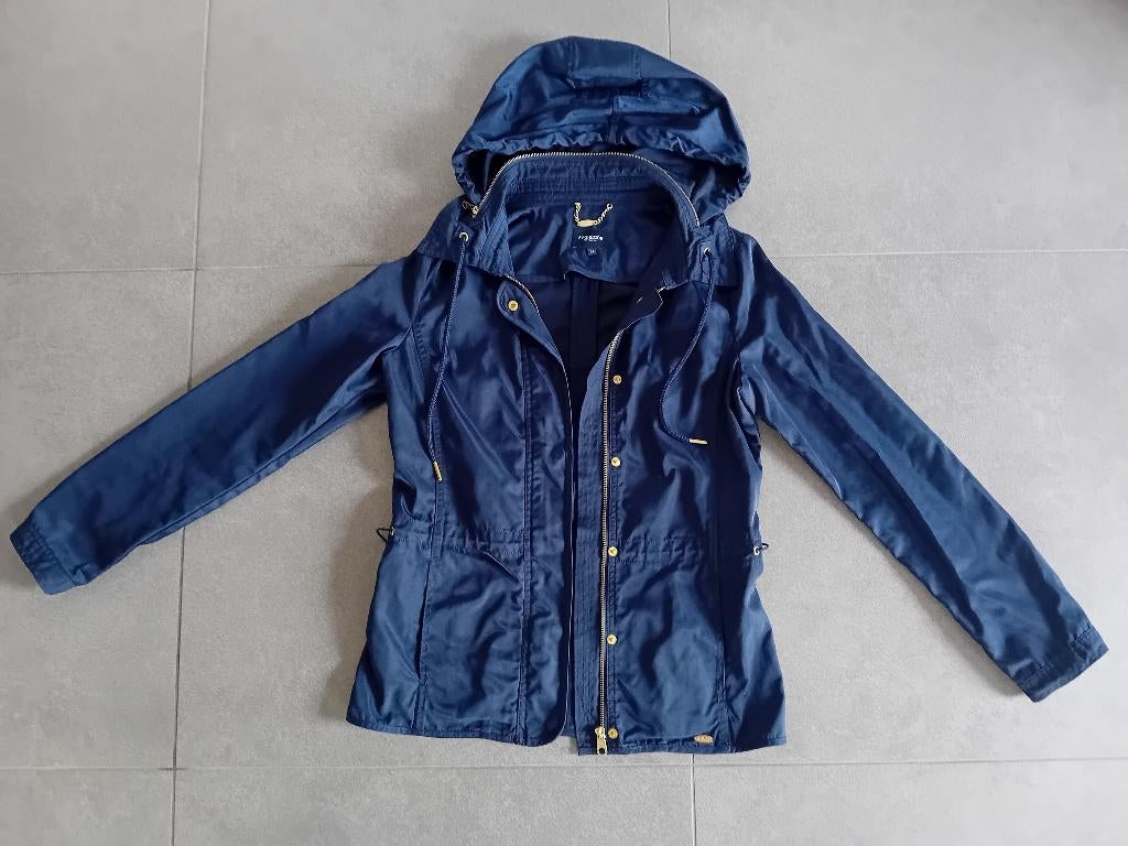 Parka à capuche, Caravanes & Camping, Vêtements de pluie, Enlèvement, Comme neuf, Imperméable, Dames