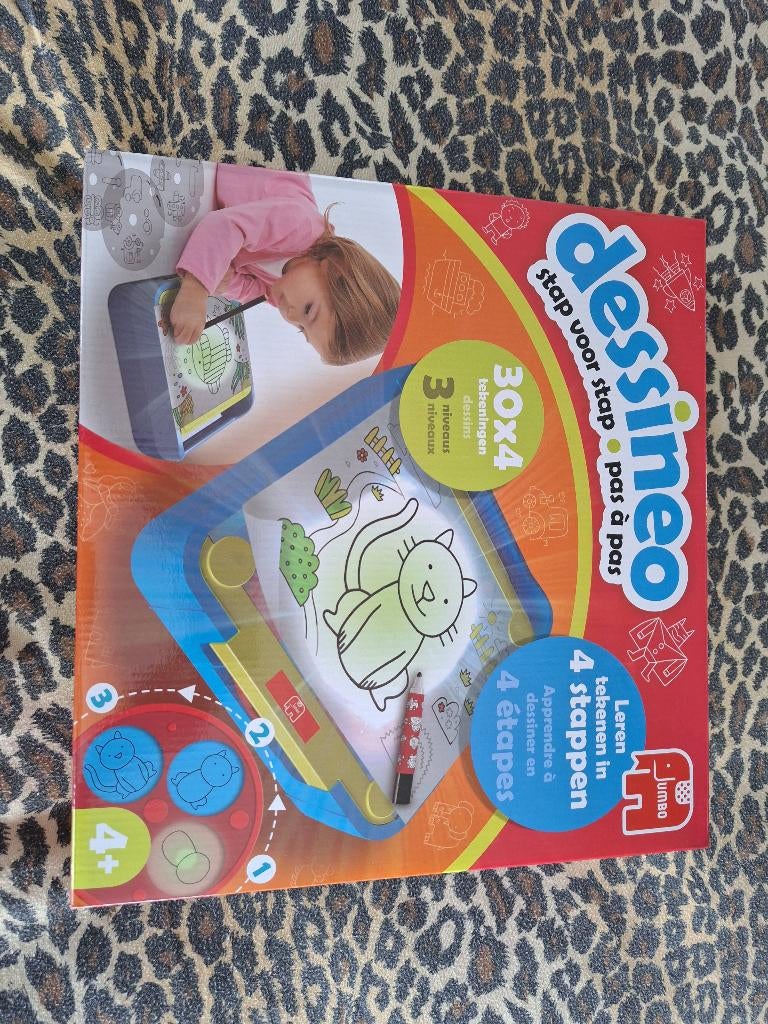 Dessineo leren tekenen, Kinderen en Baby's, Speelgoed | Educatief en Creatief, Ophalen, Zo goed als nieuw