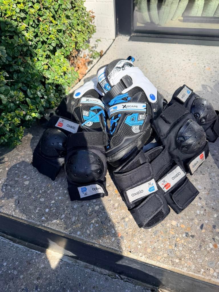 Inline skates boys maat 37-40+knie/elleboog/polsbeschermers, Sport en Fitness, Ophalen, Zo goed als nieuw