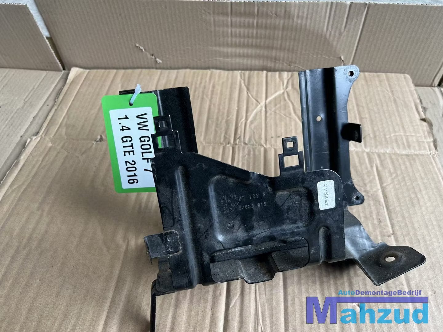 VW GOLF 7 1.4 GTE HYBRID Acculader Houder 2012-2020 5Q090710, Auto-onderdelen, Accu's en Toebehoren, Gebruikt, Volkswagen, Volkswagen AG