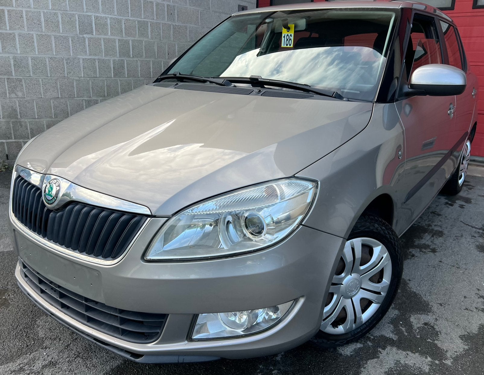 Skoda Fabia 1.2i Active + CLIM + CAR-PASS, Autos, Euro 5, Achat, Entreprise, Boîte manuelle