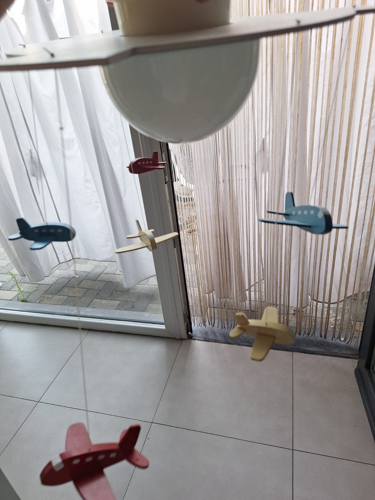 plafondlamp kinderen vliegtuigjes, Huis en Inrichting, Lampen | Vloerlampen, Ophalen of Verzenden, Gebruikt, Minder dan 100 cm