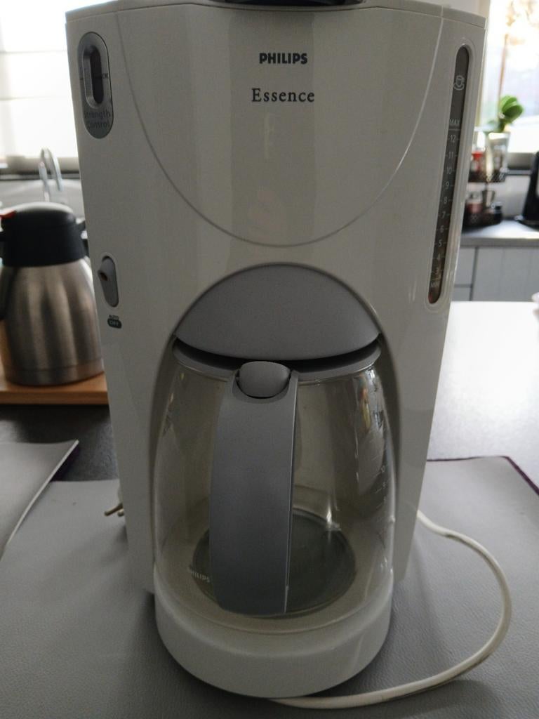 Philips Essence koffiemaker - goede staat, Elektronische apparatuur, Koffiezetapparaten, 10 kopjes of meer, Ophalen of Verzenden