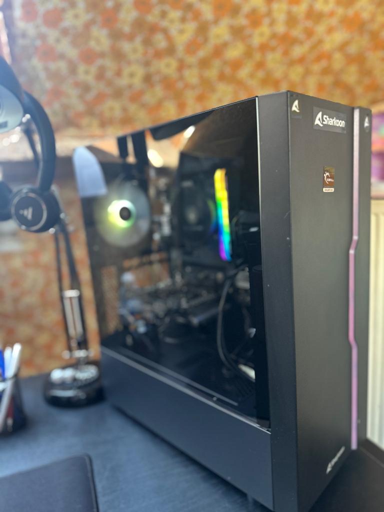 Gaming PC Fortnite Warzone 16GB Ryzen GTX 1650, Consoles de jeu & Jeux vidéo, Enlèvement, Comme neuf