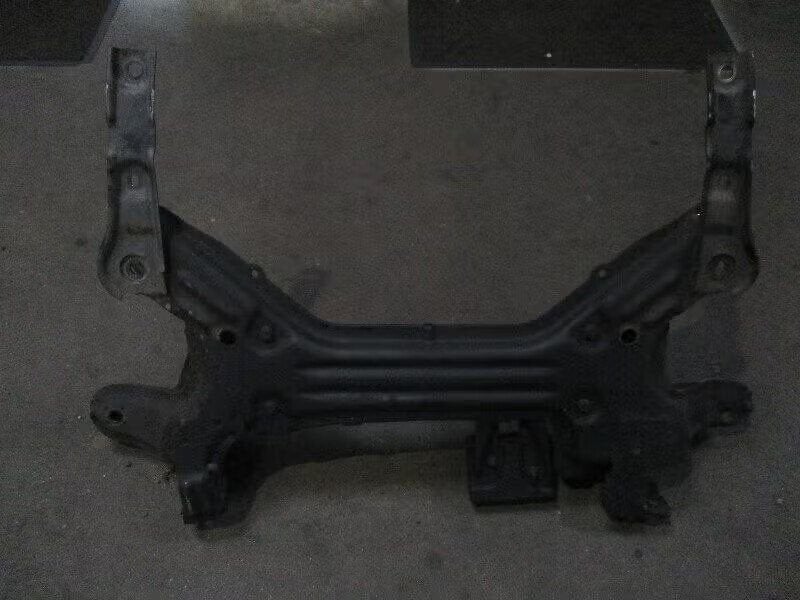 SUBFRAME Volkswagen Vento (1H2) (01-1991/09-1998), Gebruikt, Berliner Ring 2 38440 Wolfsburg, DE, Volkswagen, Volkswagen AG