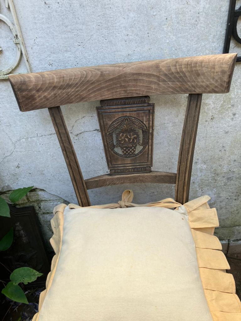Oude stoelen vier stuks in eik m. Rieten zitting, Ophalen