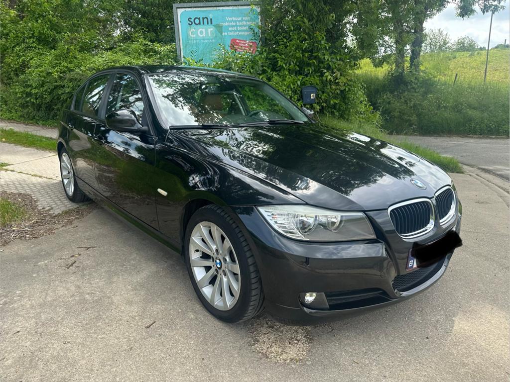 Homologué BMW 318d LCi, Autos, BMW, Cuir, Euro 5, Achat, 140 g/km