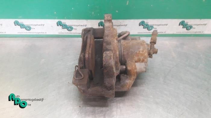 Etrier de frein (pince) avant gauche d'un Volkswagen Touran, Volkswagen, -, 3 mois de garantie, Utilisé