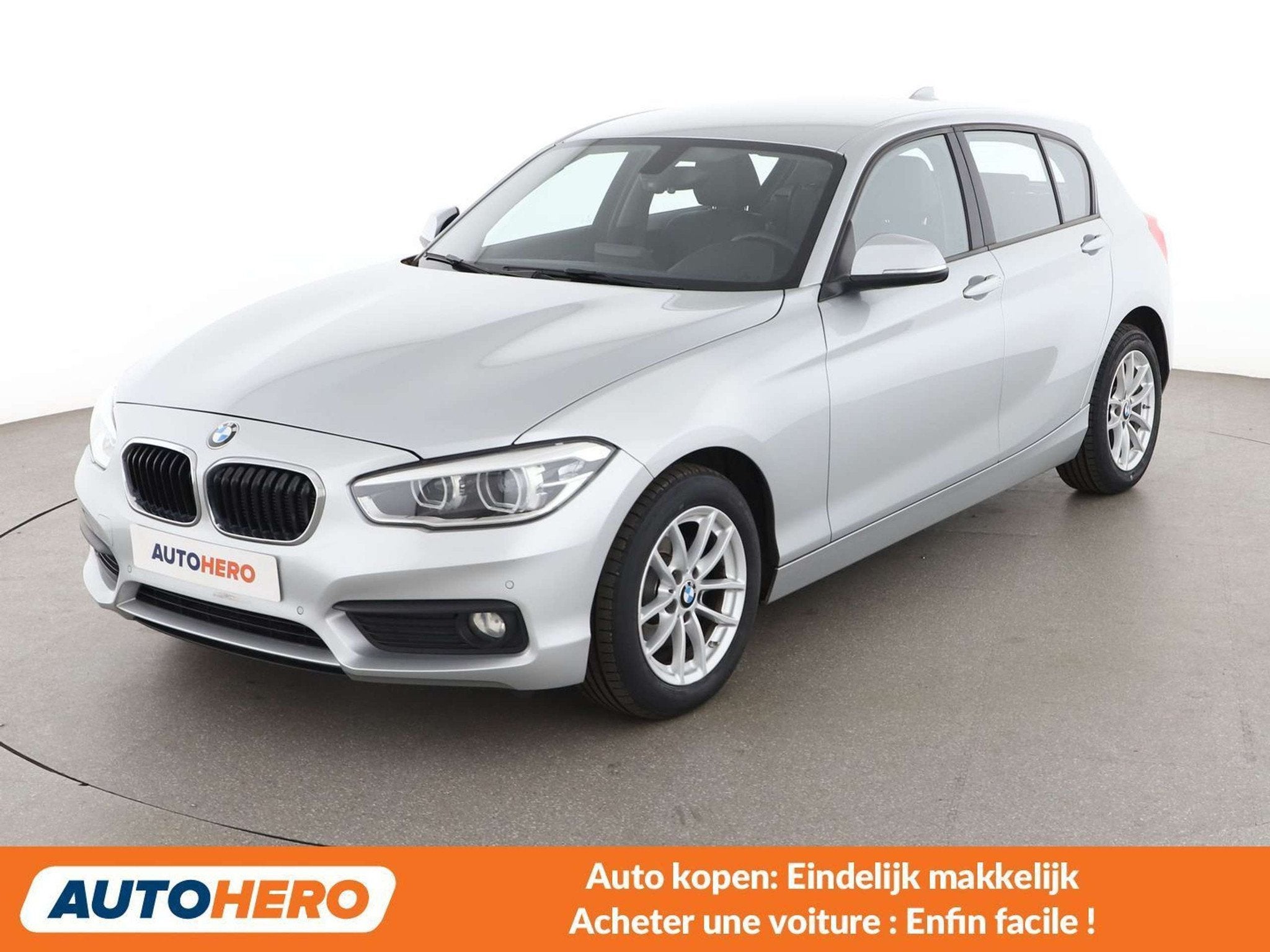 BMW 1 Serie 118 118i Advantage, Autos, Achat, 5 portes, 1375 kg, Volant multifonction