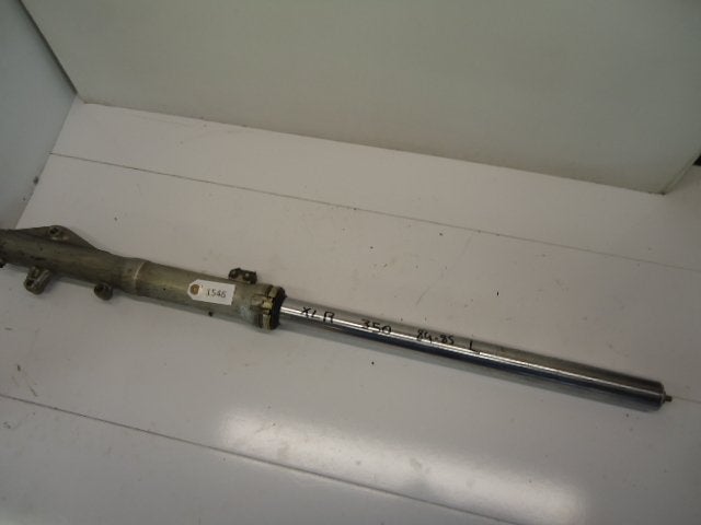 XL350R 1984 - 1985 Honda Vork D1-33712, Motos