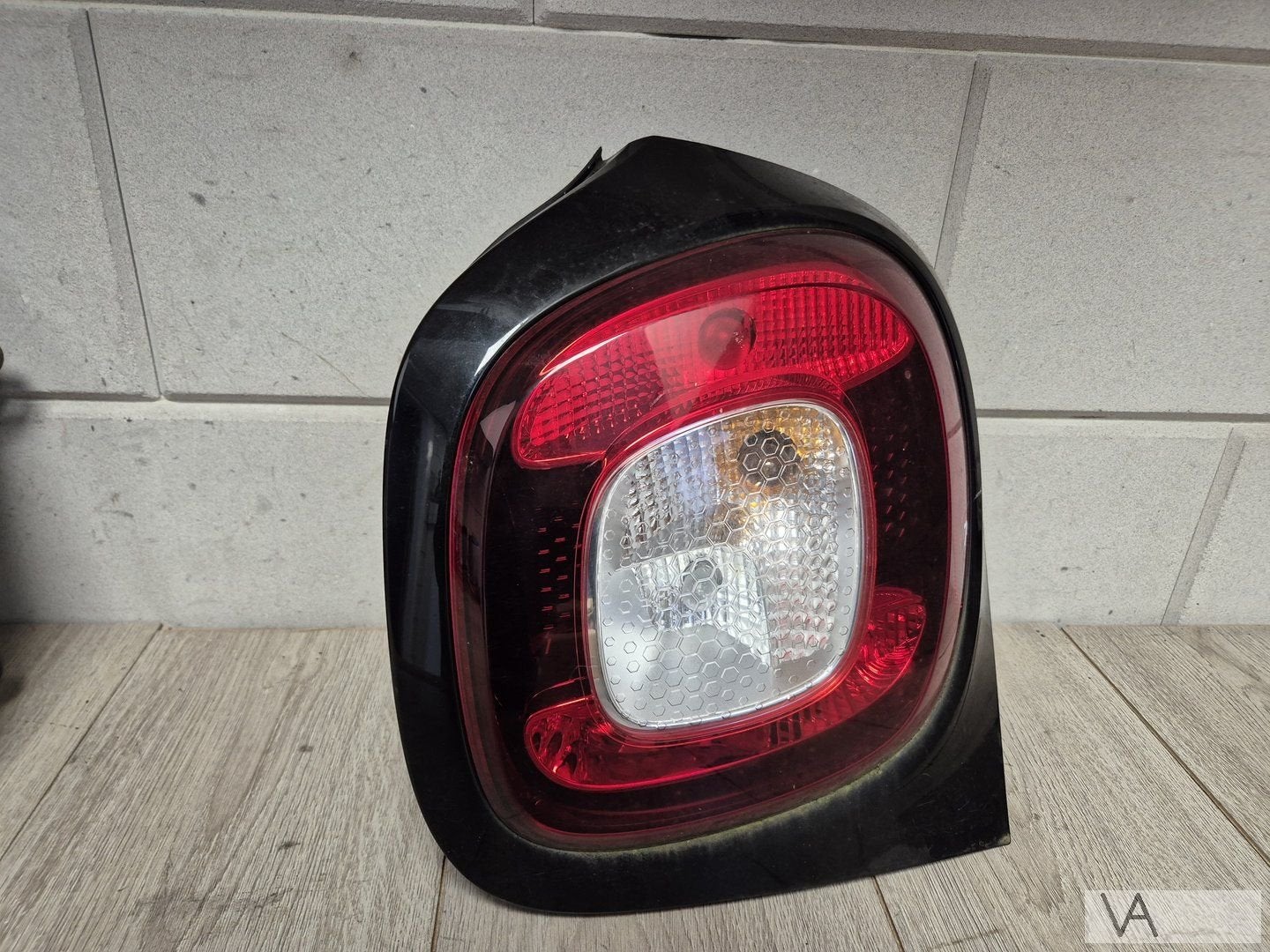 Smart Forfour 2013 - 2018 achterlicht rechts zwarte frame, Auto-onderdelen, Gebruikt, -, -, Ophalen of Verzenden
