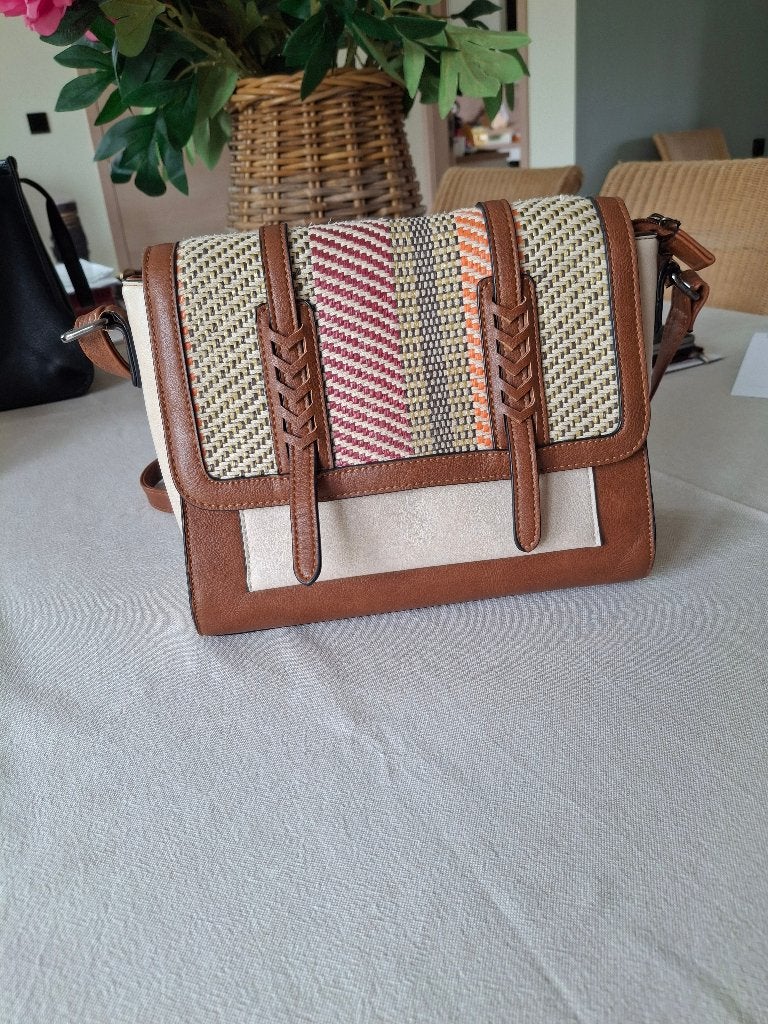 Leuke „Mélanie” handtas, Ophalen of Verzenden, Zo goed als nieuw, Overige kleuren, Schoudertasje