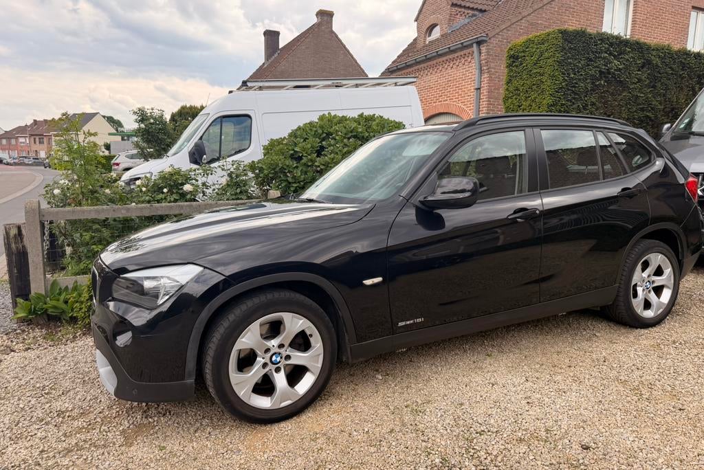 BMW X1 sDrive18i automatique à essence, X1, Euro 5, Achat, Capteur de stationnement