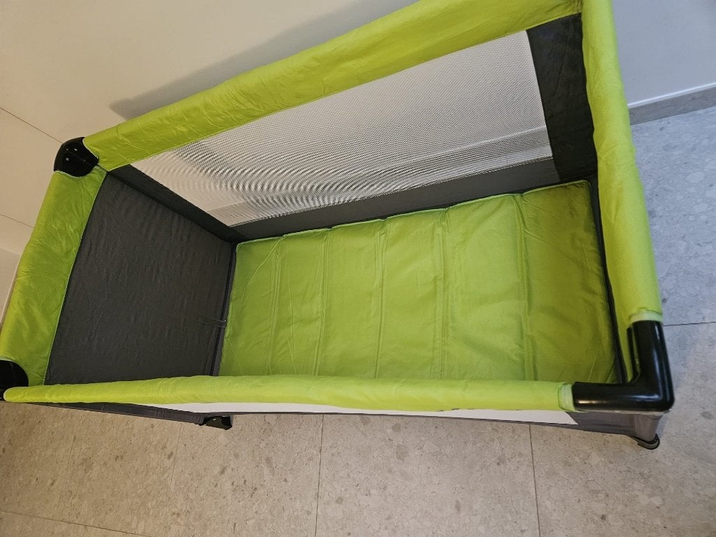 Baby & peuter reisbed met extra matras, Ophalen, Zo goed als nieuw, Minder dan 140 cm, Matras