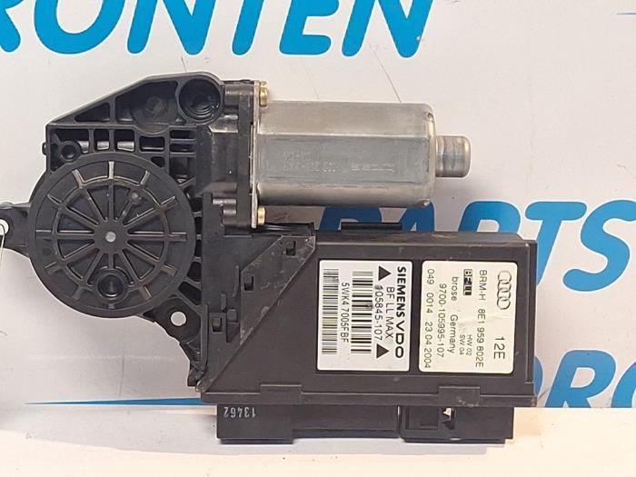 Moteur de vitre portière d'un Audi A4, -, 3 mois de garantie, Audi, Utilisé