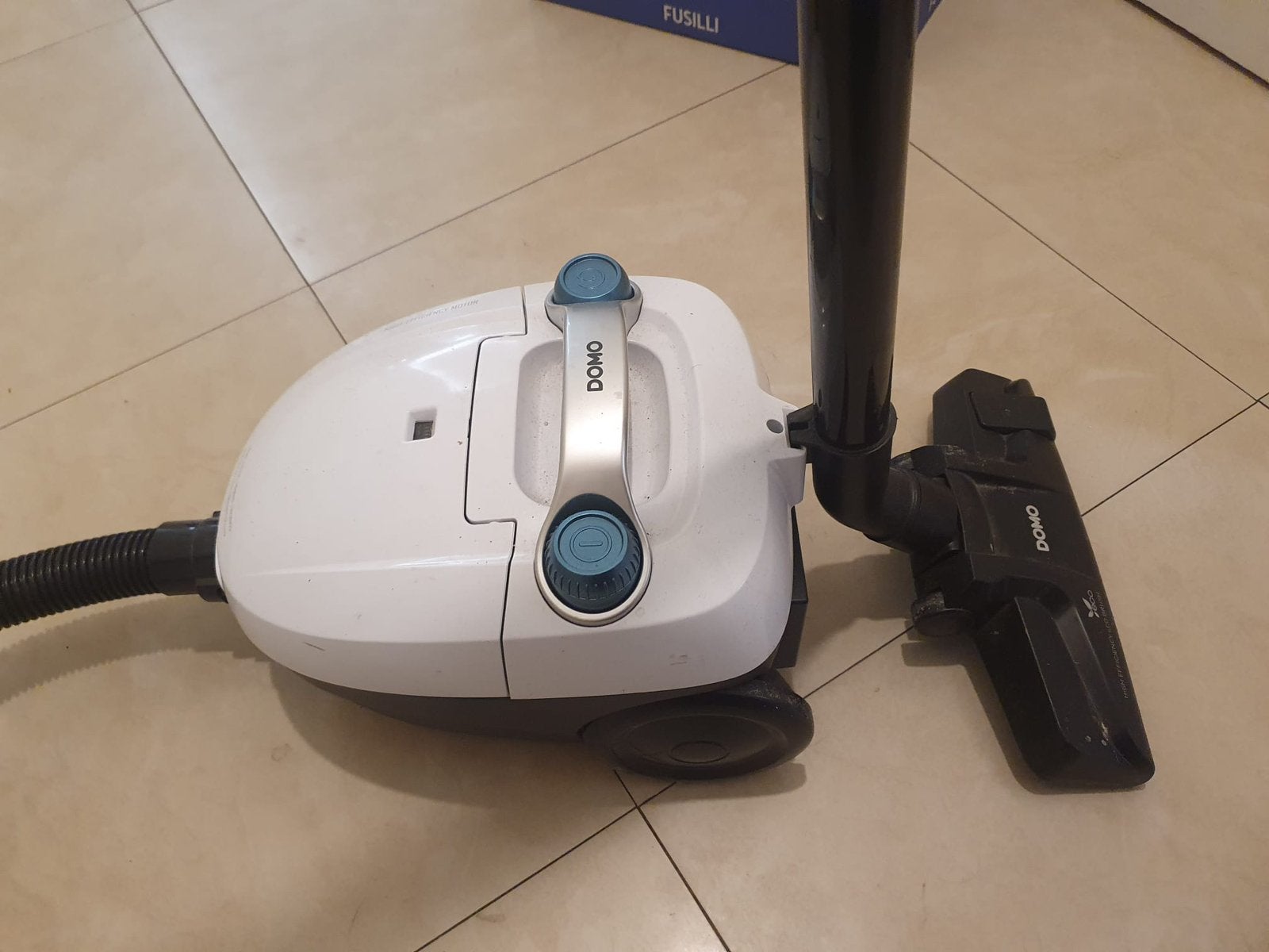 Domo stofzuiger, Convient aux sols durs, Enlèvement ou Envoi, Utilisé, Autres marques
