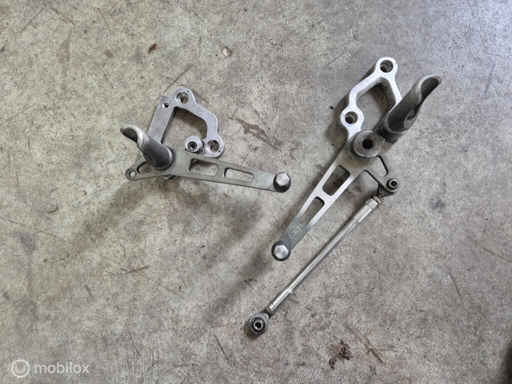 Voetsteun voetsteps titanium 851 Paso 750 906 907 Sport 750, Motoren, Gebruikt, Factorystore.service@ducati.com, Ophalen of Verzenden