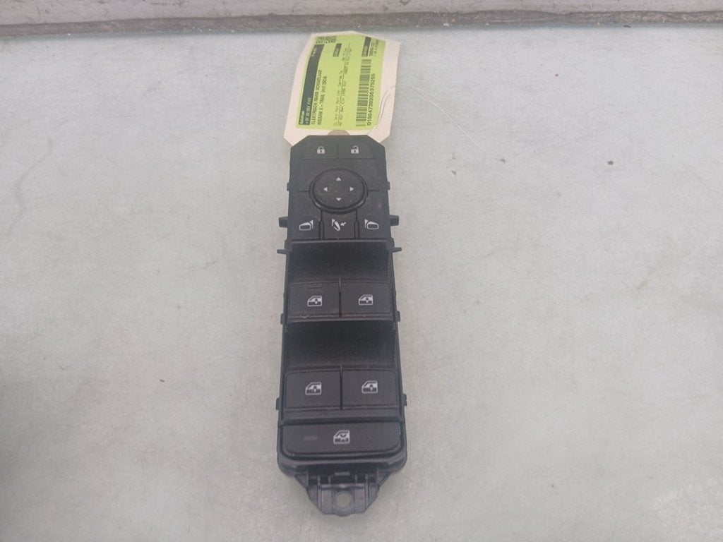 RAAMSCHAKELAAR Nissan X-Trail (T33) (|254016UB3A|), Auto-onderdelen, Gebruikt, Germany@nissan-services.eu, Kronenweg 38
50389  Wesseling, DE