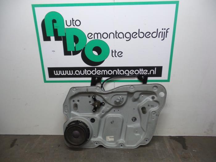 Mécanique vitre 2portes avant droite d'un Volkswagen Caddy, Autos : Pièces & Accessoires, Volkswagen, -, 3 mois de garantie, Utilisé