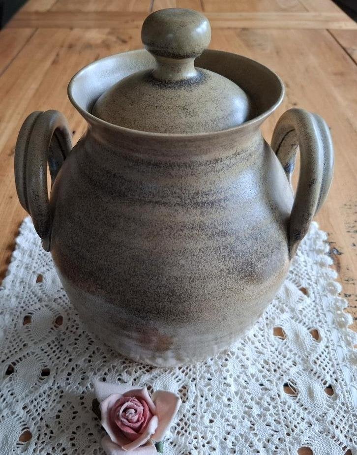 Grote gres pot / kruik met prachtige grepen en deksel, Antiek en Kunst, Ophalen of Verzenden