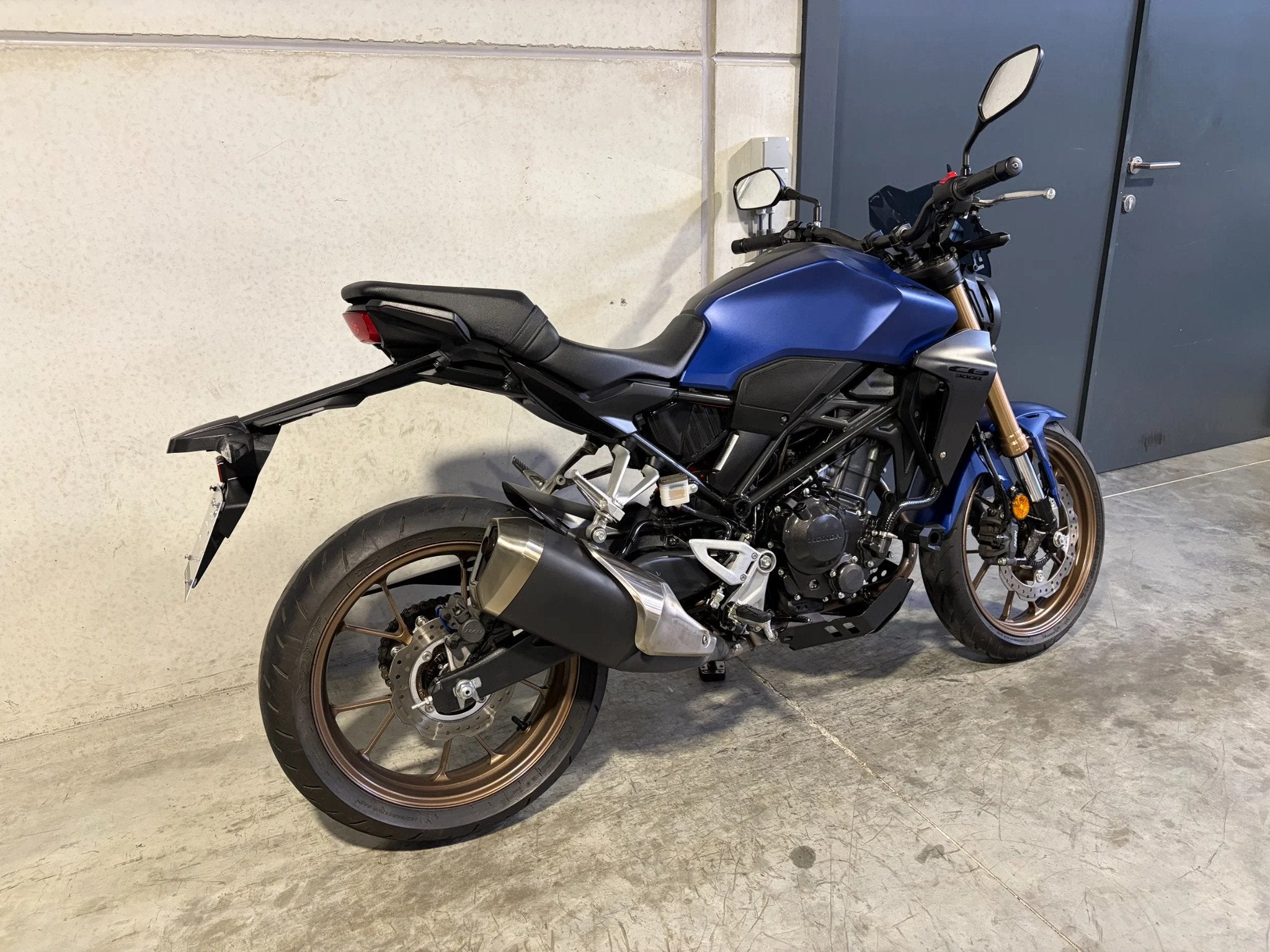 Honda CB300R met leuke opties (bj 2023), 300 cc, Bedrijf, Overig, 12 t/m 35 kW