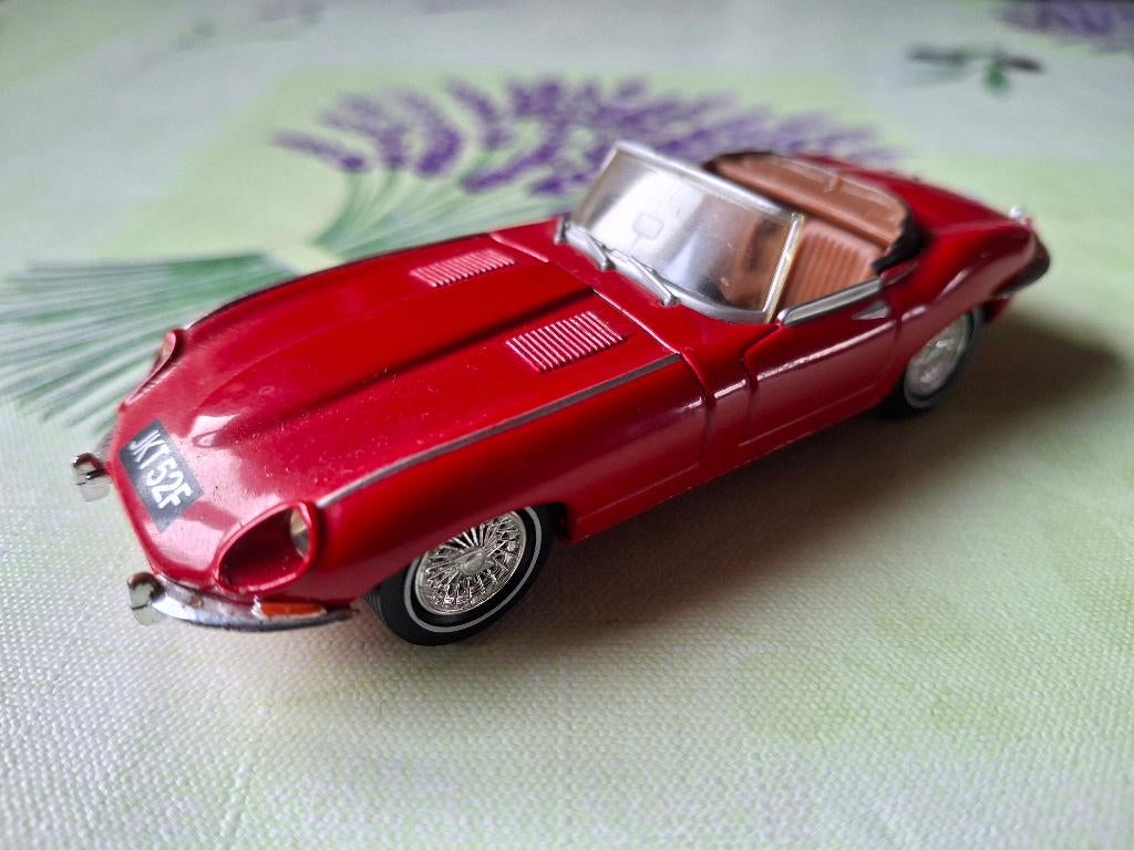 Jaguar E type Mk 1½ 1968 Rood DY-18 (Dinky - Matchbox), Enlèvement ou Envoi, Neuf, Voiture, Matchbox