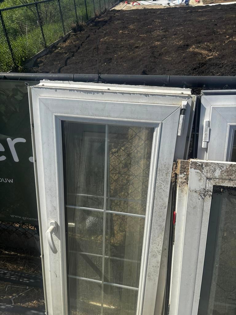 Partij ramen, Ophalen, Kunststof, Gebruikt, Raamkozijn