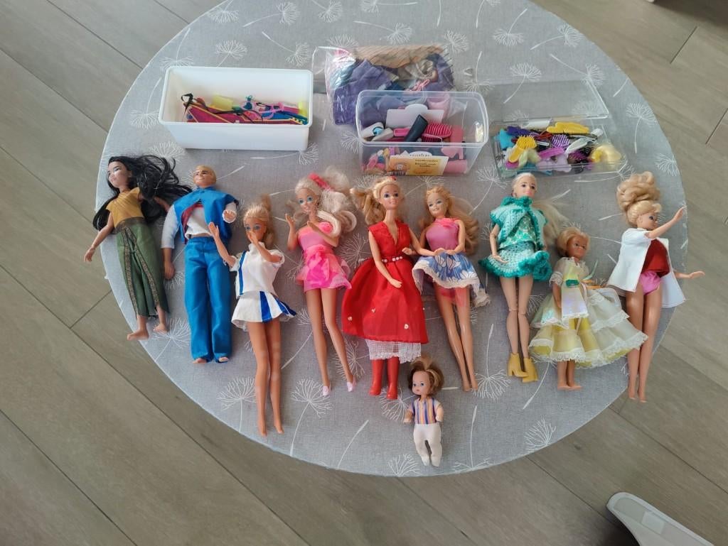 REEKS BARBY POPPEN, Enlèvement ou Envoi