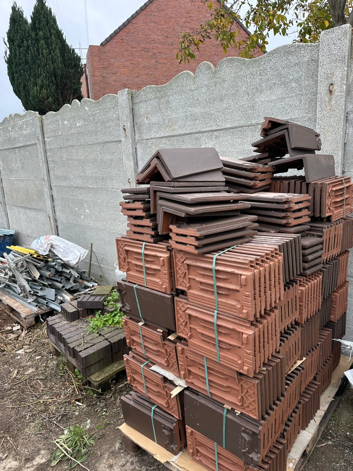Koramic Vauban dakpannen Bruin– 400 st. nieuw + 11 gevelpan, Ophalen, Steen of Klei, Koramic, Nieuw