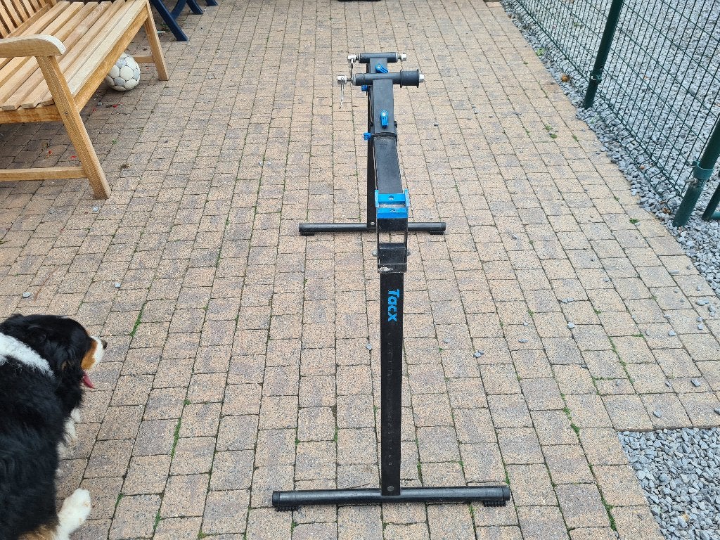 Fietsstandaard, Fietsen en Brommers, Fietsaccessoires | Fietsgereedschap, Ophalen, Zo goed als nieuw, Gereedschapsset