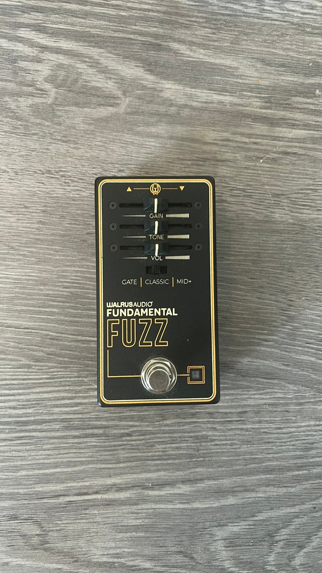 Walrus Audio Fundamental Fuzz, Muziek en Instrumenten, Effecten, Ophalen of Verzenden, Zo goed als nieuw