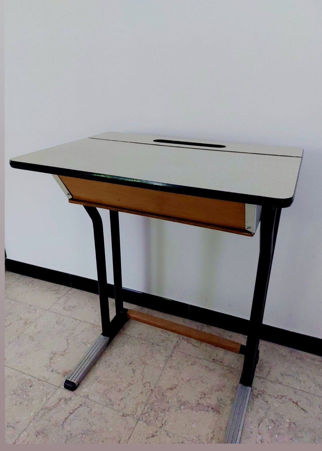 Vintage schoolbank., Huis en Inrichting, Bureaus, Vintage, Ophalen